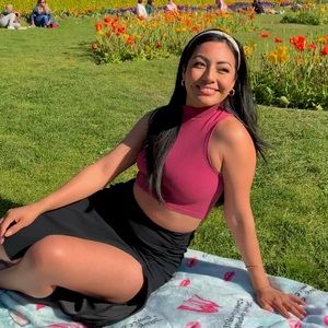 Meet your Posher, Leticia